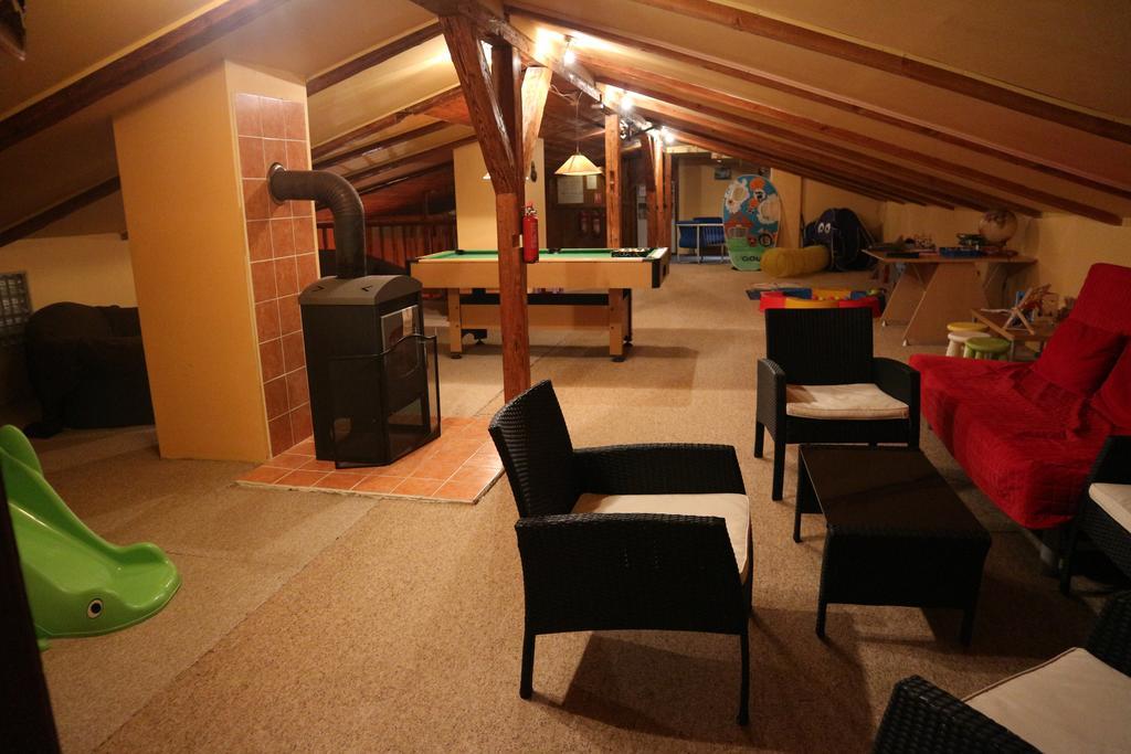 Apartmany Lestarka Korenov Exterior photo